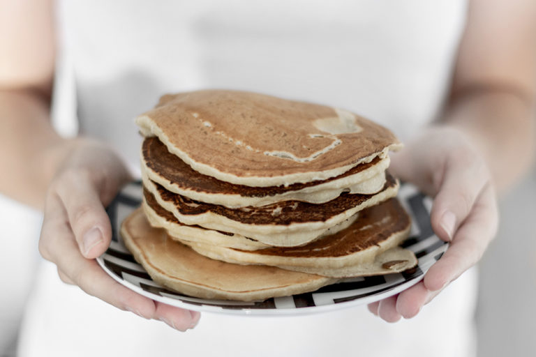 Wegańskie pancakes Prosty przepis na naleśniki