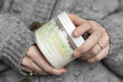 Ulubieńcy października 2025 (m.in. płaska klamra do włosów)